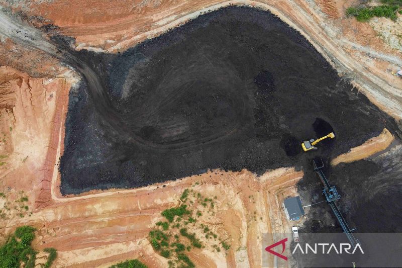 Harga batu bara acuan turun lagi, jadi 98,61 dolar AS per ton