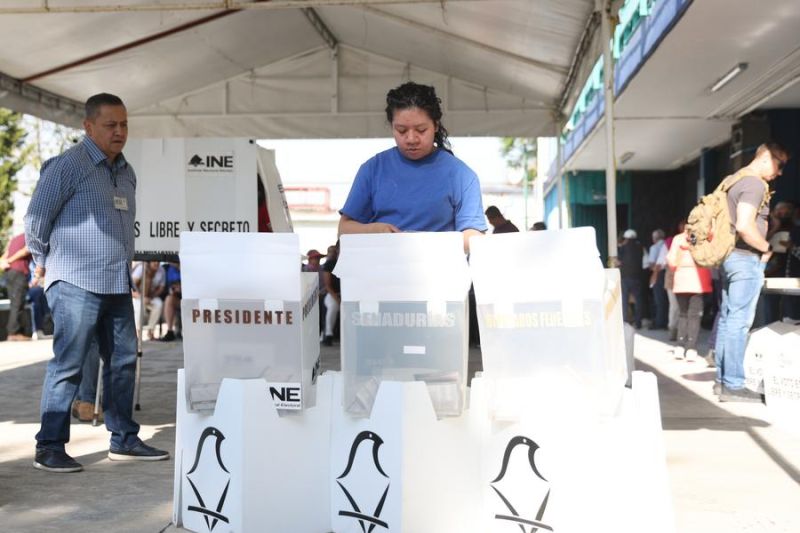 Meksiko mulai pemilu terbesar dalam sejarahnya