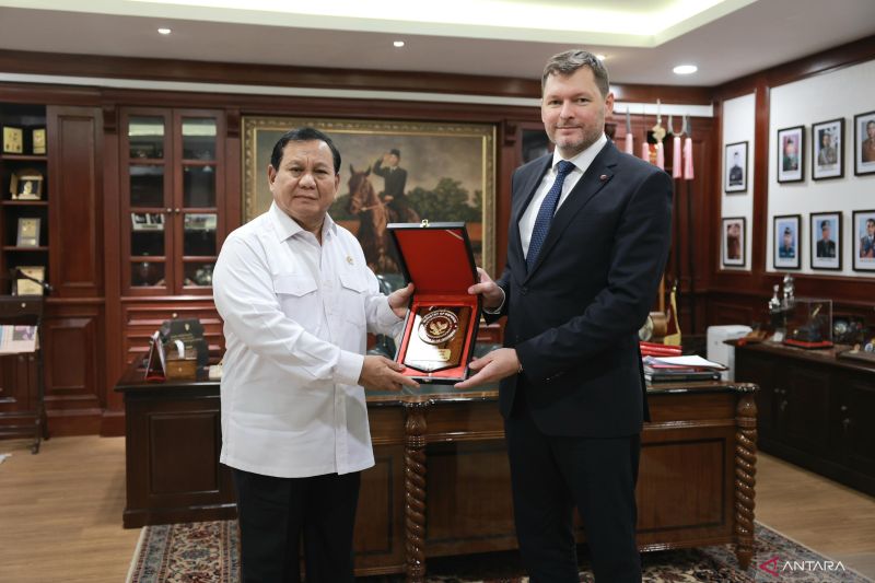 Prabowo bahas kerja sama bidang industri pertahanan dengan Slovakia