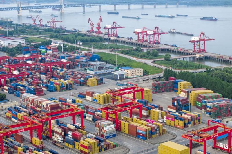 Perdagangan China naik 6,3 persen dalam lima bulan pertama 2024