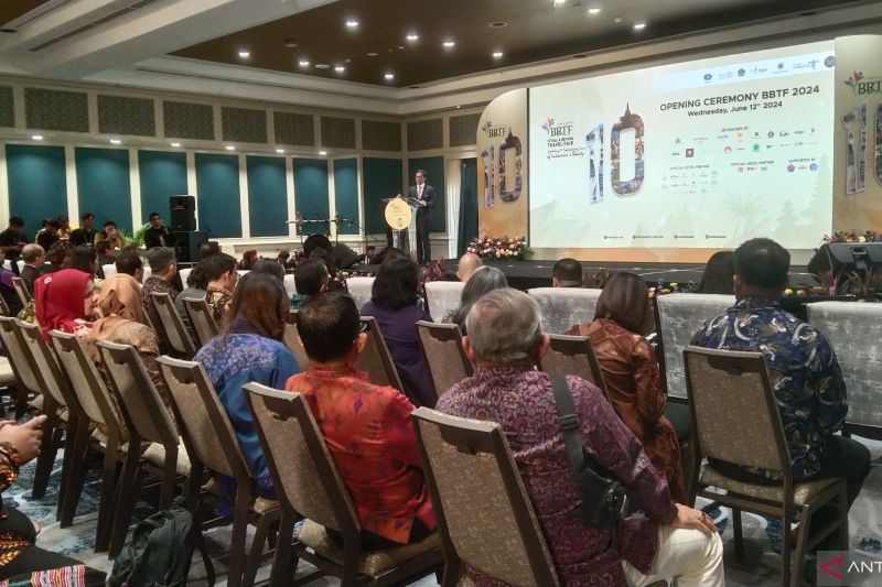 Kemlu memfasilitasi konektivitas pariwisata Indonesia