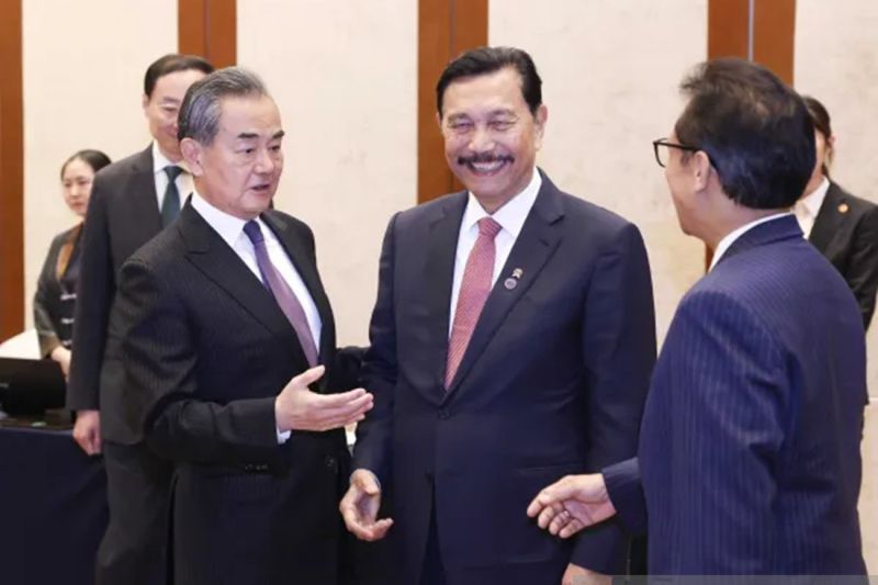 Menko Luhut bertemu Menlu Wang Yi bahas stabilitas Indonesia-China