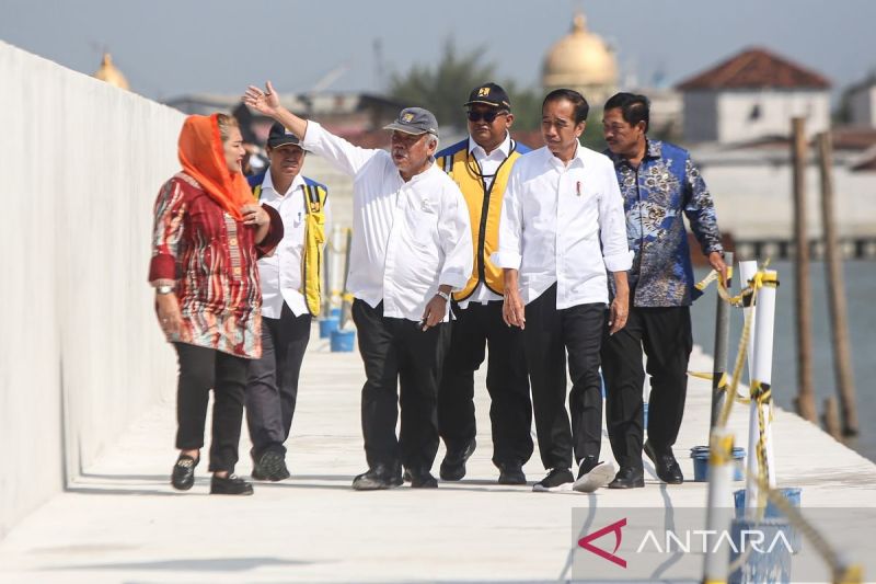 Presiden tinjau proyek tanggul laut untuk pengendalian banjir rob di Semarang