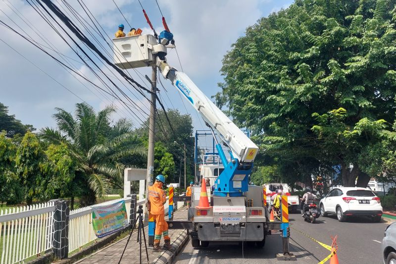 PLN Lampung sebut pasokan listrik saat libur Idul Adha aman