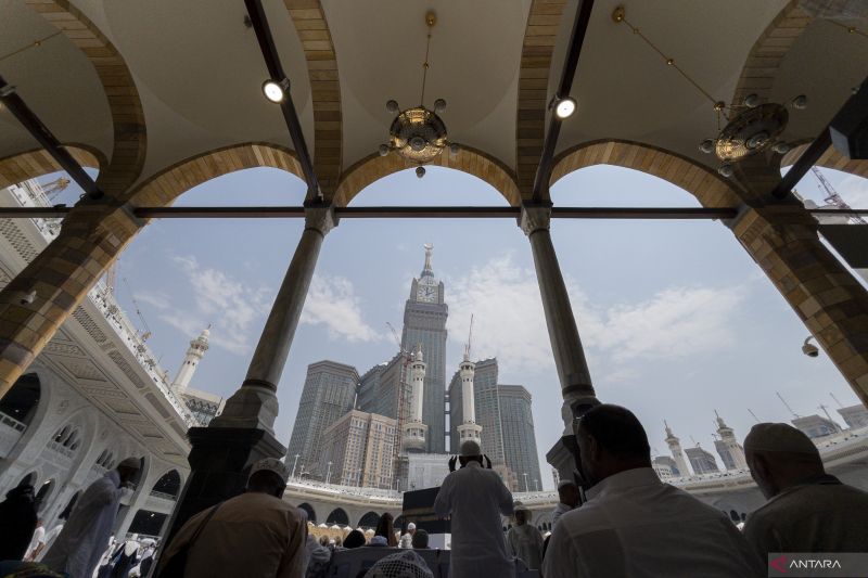 Makkah Royal Clock Tower, gedung tertinggi keempat dunia