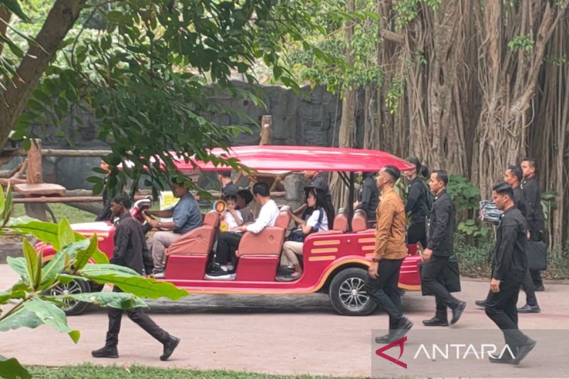Presiden Jokowi ajak cucu ke Solo Safari pada libur sekolah