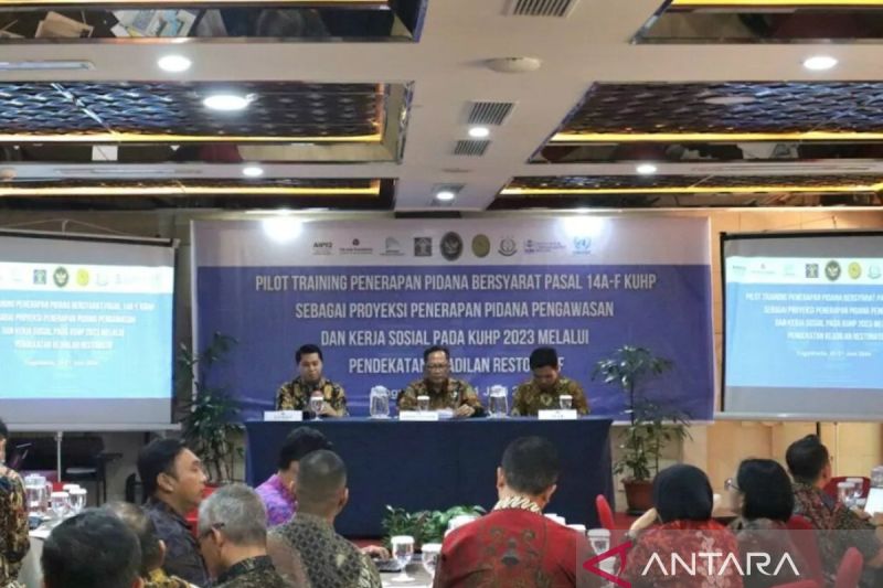 Kemenko Polhukam sosialisasi penerapan pidana bersyarat di Yogyakarta
