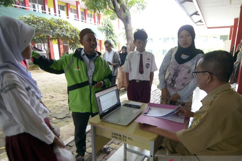 Penerimaan siswa baru jalur PPDB