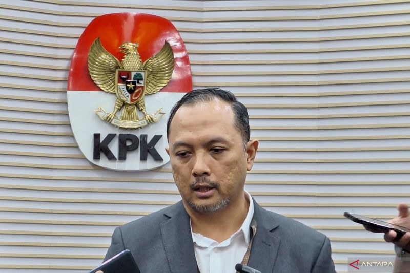 Hukum kemarin, KPK tetapkan tersangka hingga WNA pelaku TPPO ditangkap