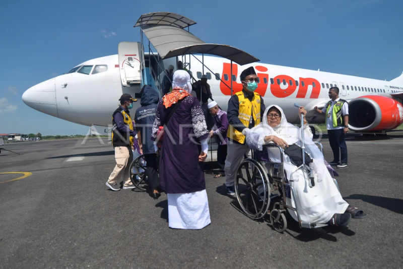 Kedatangan jamaah haji kloter tiga di Bengkulu