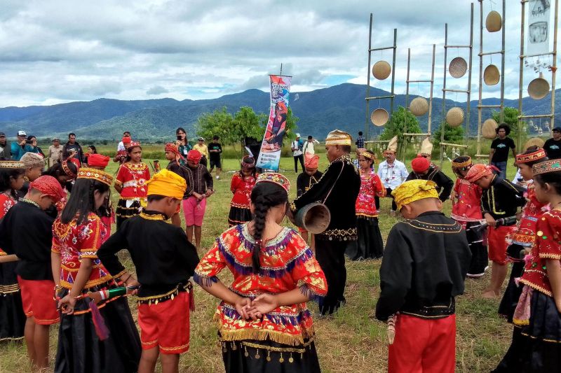 bupati-festival-tampo-lore-promosikan-warisan-budaya-situs-megalit