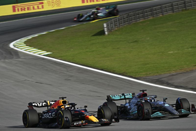 Russel segel gelar GP Austria usai Verstappen dan Norris bentrok