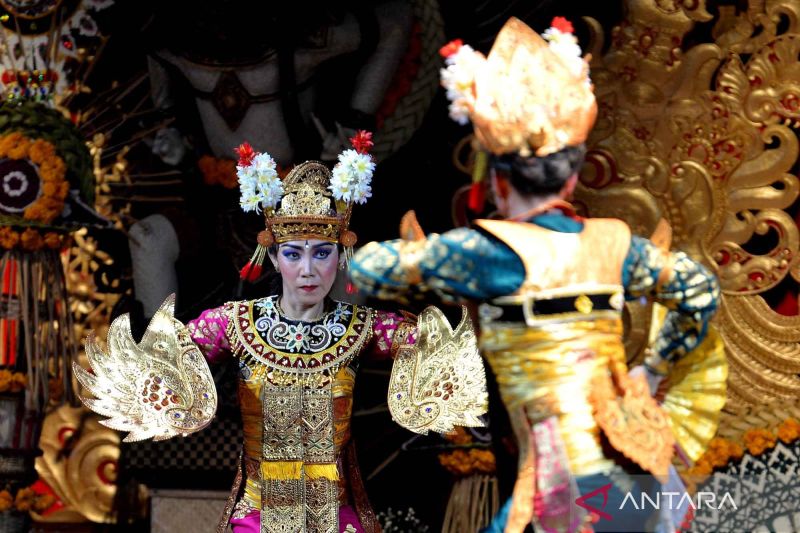 Seniman Jepang tampil bawakan tari Bali di Pesta Kesenian Bali 2024
