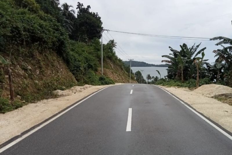 PUPR selesaikan pembangunan Jalan Simpang Holat-Ohoiraut Maluku