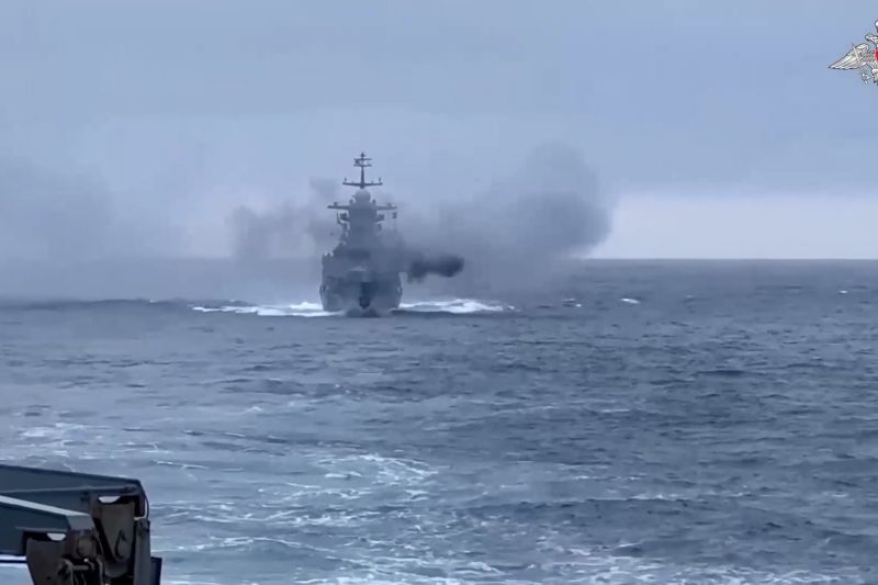 Armada Pasifik Rusia latihan tembak di Laut Jepang dan Laut Okhotsk
