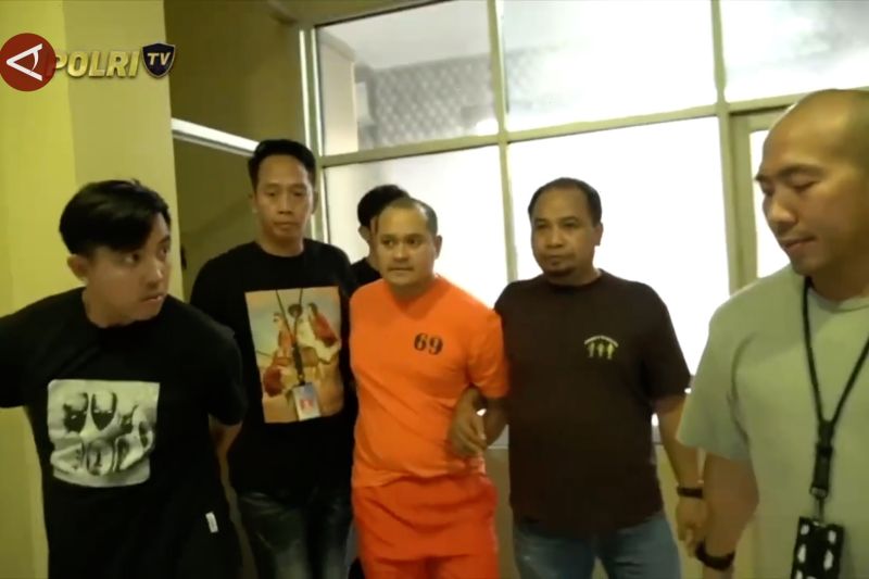 ditangkap-di-bali-polri-ungkap-kejahatan-buronan-interpol-thailand