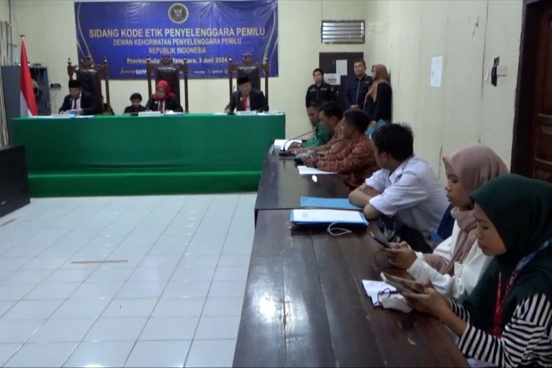Tiga KPU kabupaten di Sultra jalani sidang etik DKPP