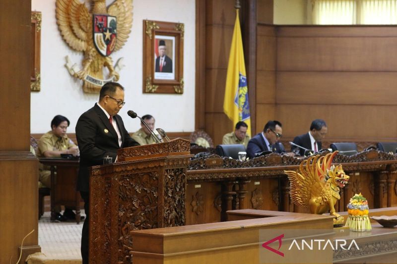 PJ Gubernur Bali sepakat usulan DPRD soal revisi Perda Pungutan Wisman