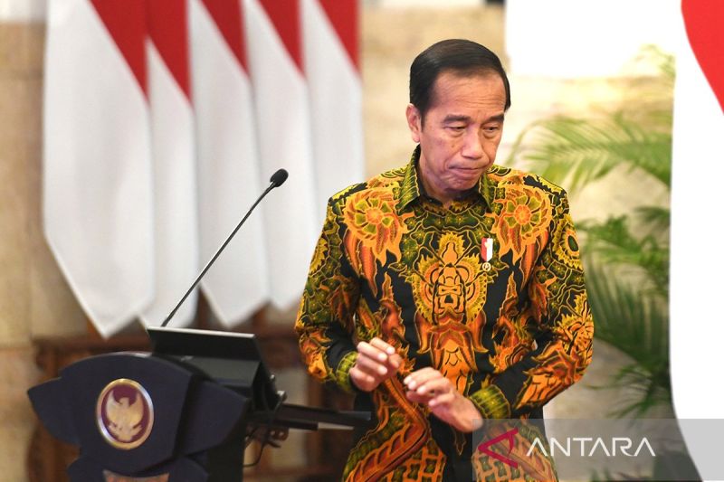 Presiden Jokowi minta Polri terus layani masyarakat sepenuh hati