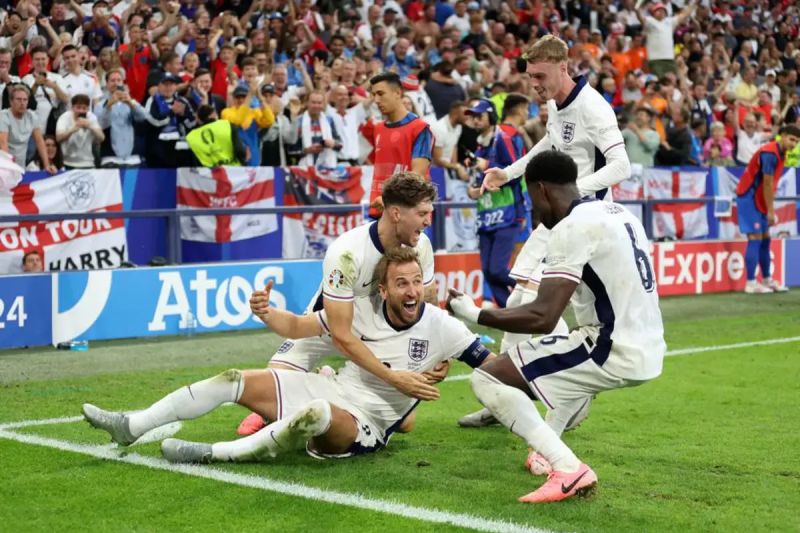 Inggris secara dramatis ke perempat final usai kalahkan Slowakia 2-1