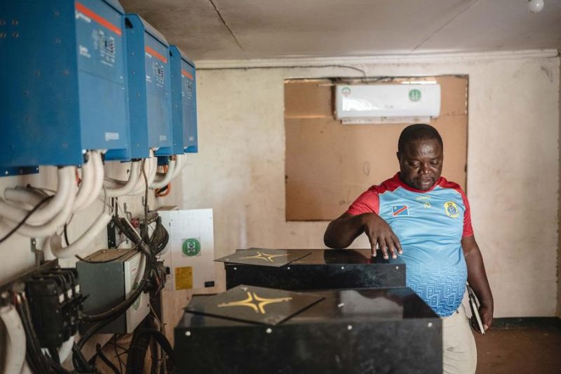 Teknologi tenaga surya China bantu terangi kamp pengungsi di Kenya