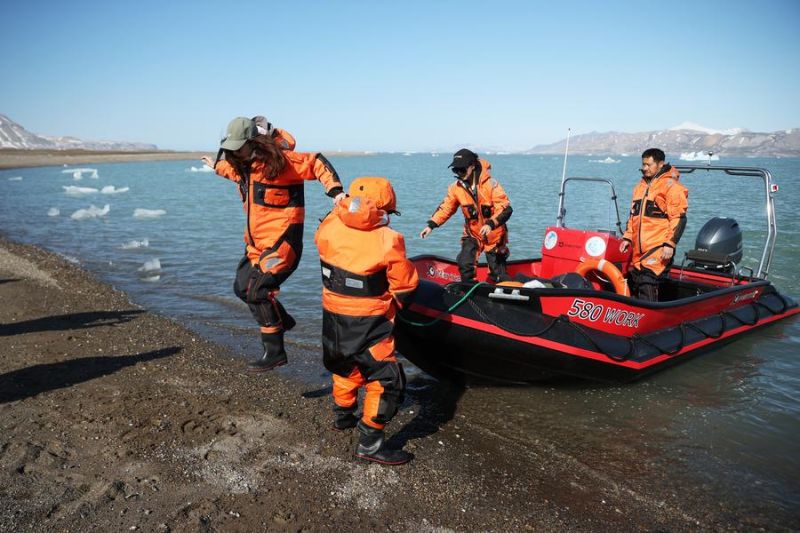 China luncurkan program radio tentang keselamatan pelayaran Arktika