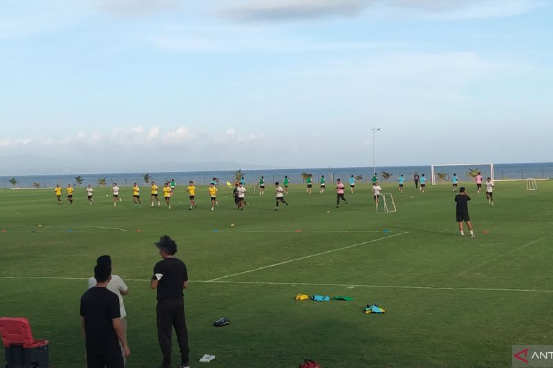 Bali United jalani latihan perdana olah fisik pemain