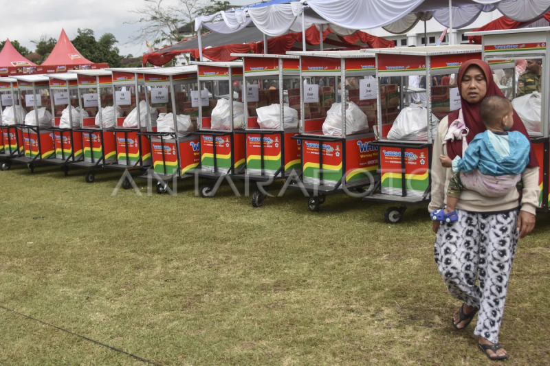 Kunjungan Mensos di Tasikmalaya