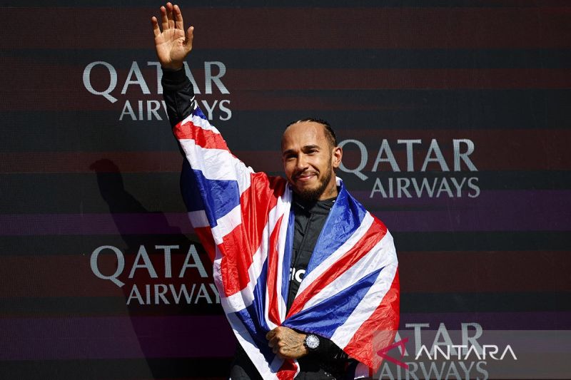 Profil Lewis Hamilton, pilot jet darat juara dunia tujuh kali