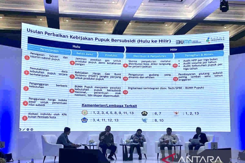 Pupuk Indonesia usul 13 perbaikan kebijakan pupuk subsidi hulu-hilir