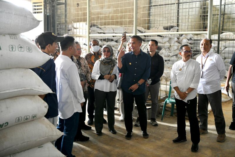 Bey: PLTS-Biogas di Kuningan terapkan prinsip "zero waste"