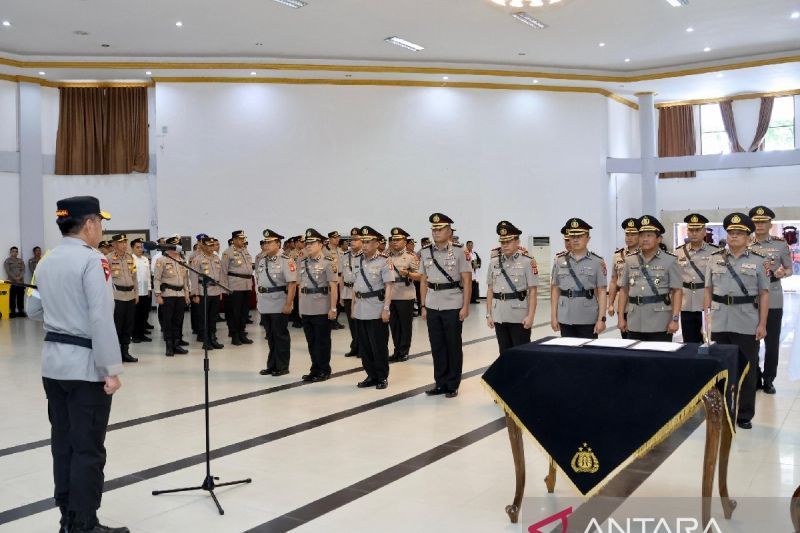 Pejabat utama Polda Kalteng dan kapolres baru diminta cepat beradaptasi