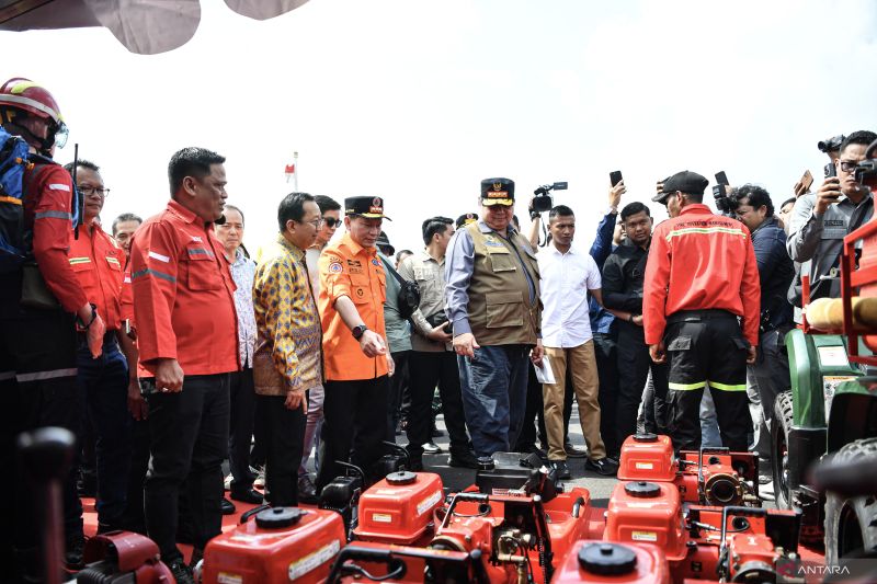 Apel dan simulasi penanggulangan karhutla di Sumsel