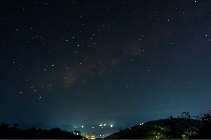 Parapuar Labuan Bajo berpotensi jadi lokasi aktivitas "Stargazing"