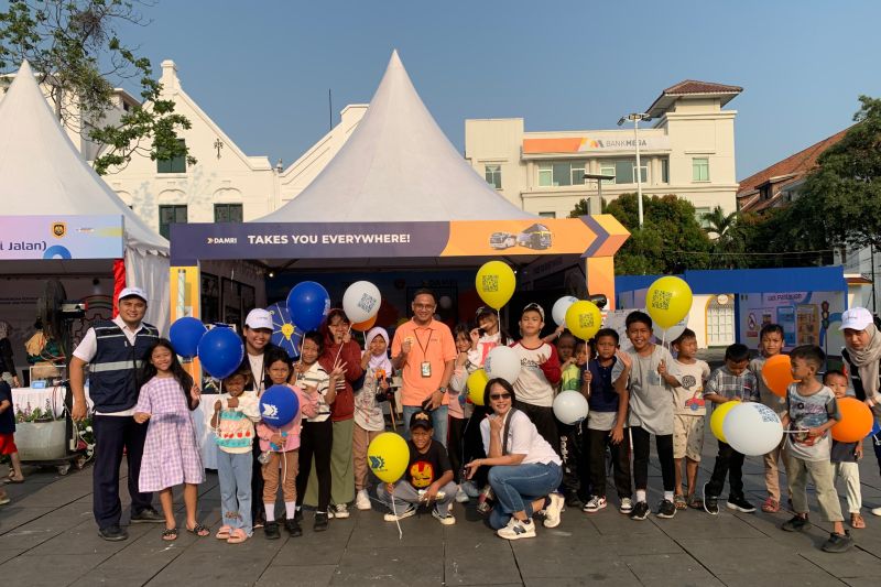 Hadir di Pekan Nasional Keselamatan Jalan 2024, DAMRI Gencarkan Edukasi Keselamatan Berkendara