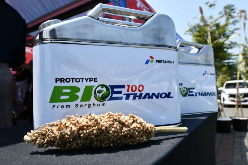 Pertamina-Toyota kolaborasi uji coba bahan bakar bioetanol 100 persen