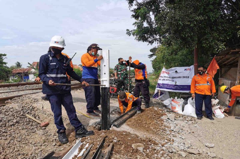 KAI menutup 127 perlintasan sebidang demi tingkatkan keselamatan