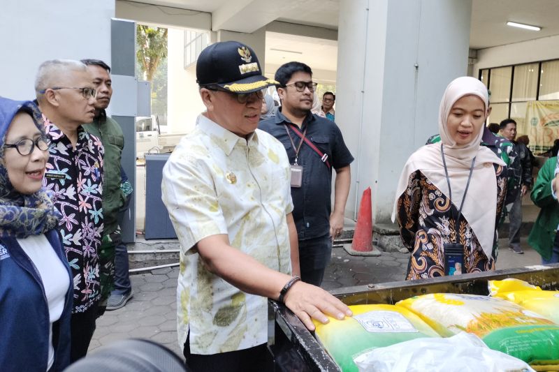 Pemkot Cimahi jangkau masyarakat salurkan beras murah lewat Sibesti 