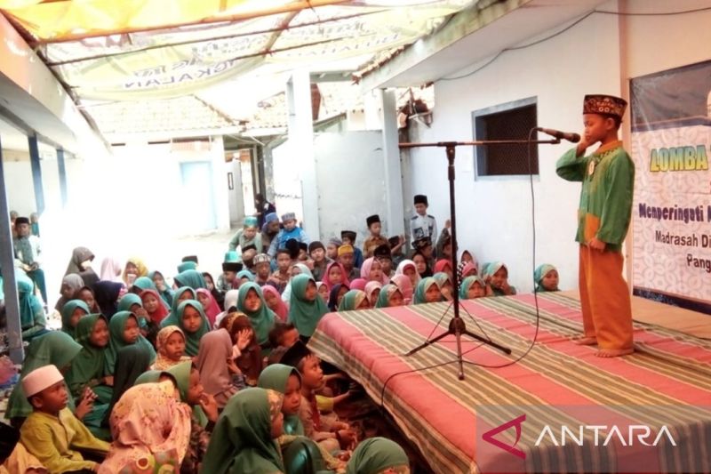 2.767 guru madrasah di Bangkalan terima insentif Rp250 ribu/bulan