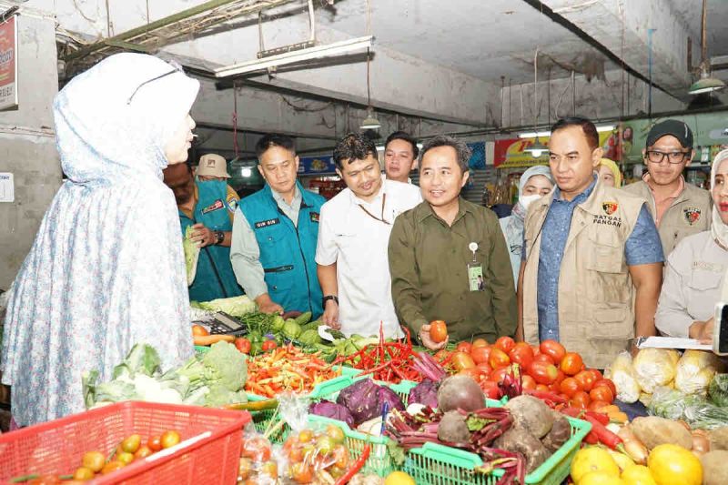 Harga pangan: Cabai di level Rp65.560 per kg dan beras Rp13.560 per kg