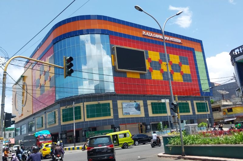 Investor utamakan pengelola lokal kelola Plaza Gamalama