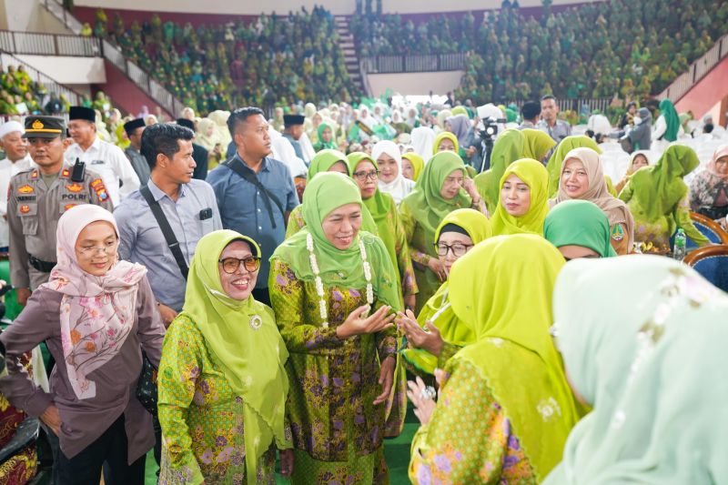 Khofifah dorong Muslimat NU wujudkan "zero" stunting di Kota Pasuruan