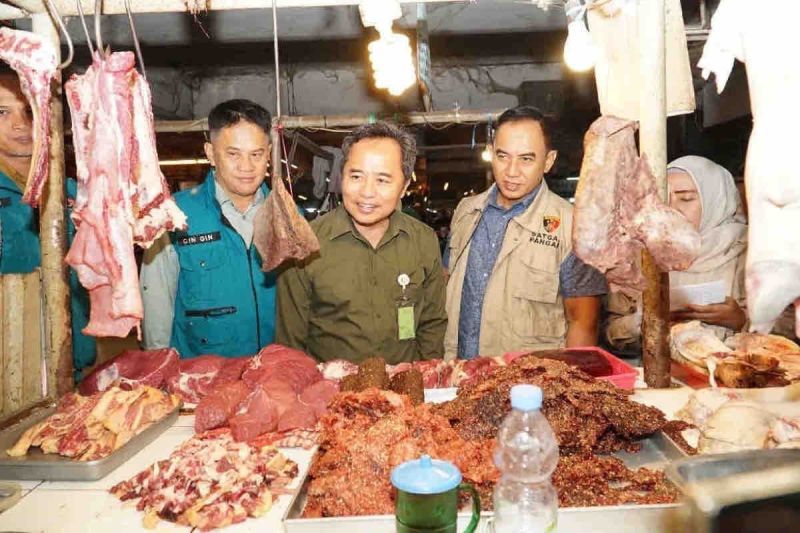 Harga Pangan: Daging sapi Rp135.160 per kg dan bawang Rp26.560 per kg