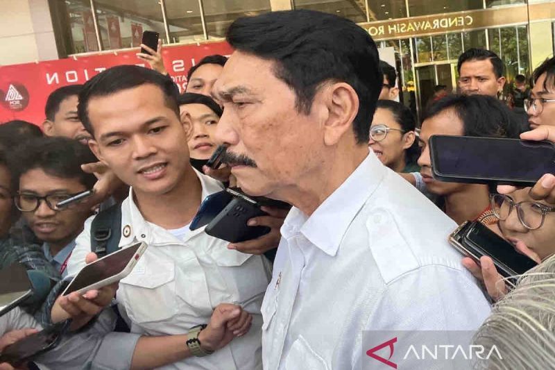 Luhut ungkap rencana penutupan PLTU Suralaya demi tekan polusi udara