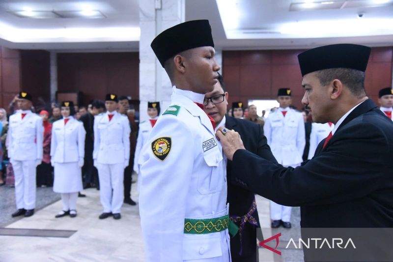 Pemkot Jaktim kukuhkan 43 anggota Paskibraka 