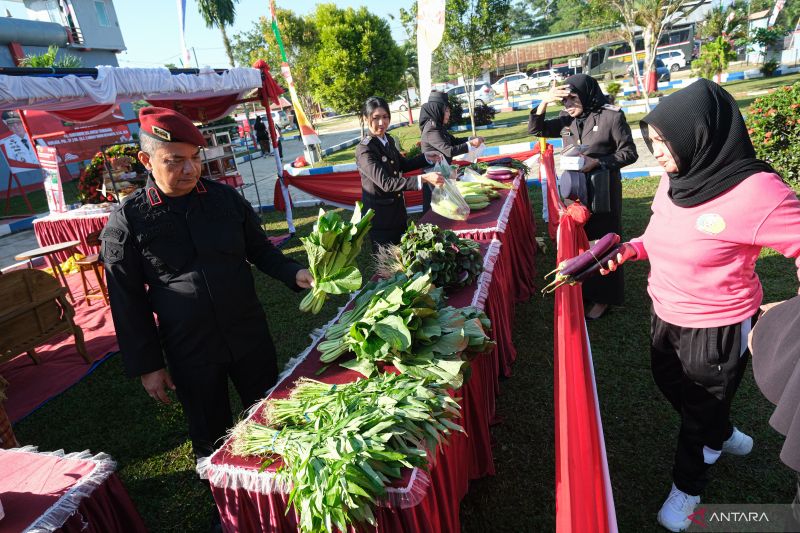 Pameran produk warga binaan pemasyarakatan di Kendari