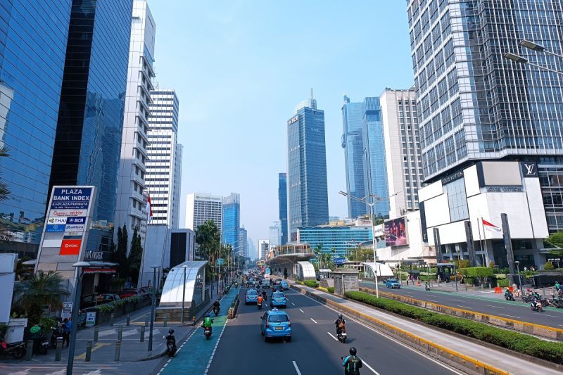 Cuaca Jakarta berawan sepanjang Senin