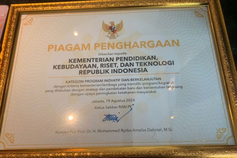 Kemendikbud terima RAN PE Awards Program Inovatif Berkelanjutan