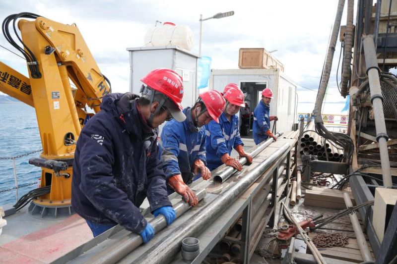 Hampir 12.000 talenta bantu pembangunan Xizang dalam tiga dekade