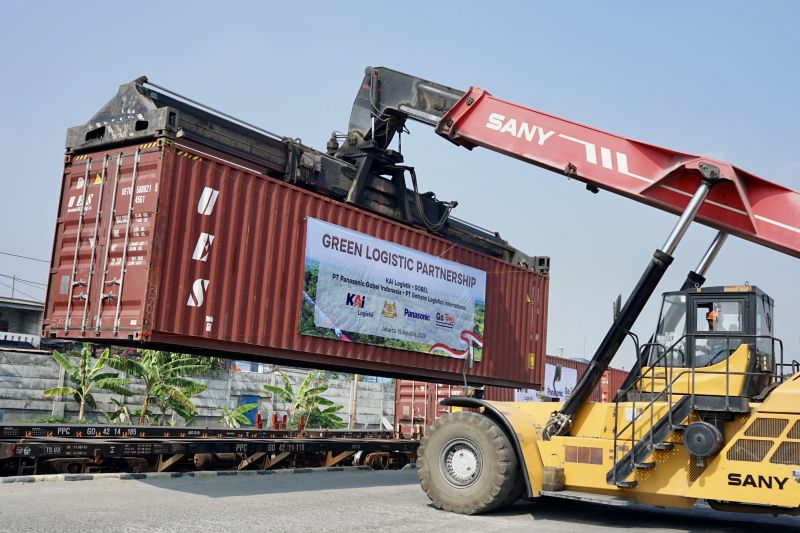 KAI Logistik bersama Gobel Group dukung 'green logistic'